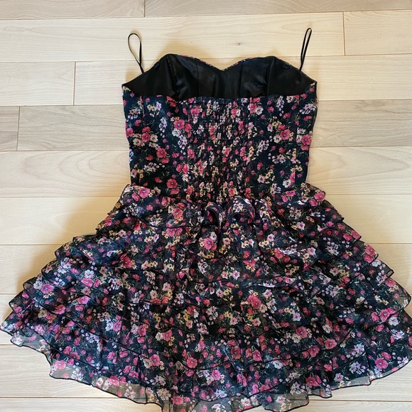 Guess floral dress - Picture 3 of 4